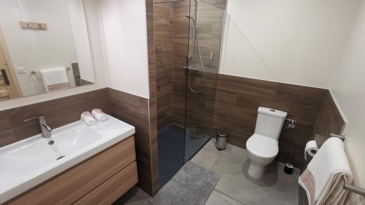 Photo of Bathroom in Poubeau