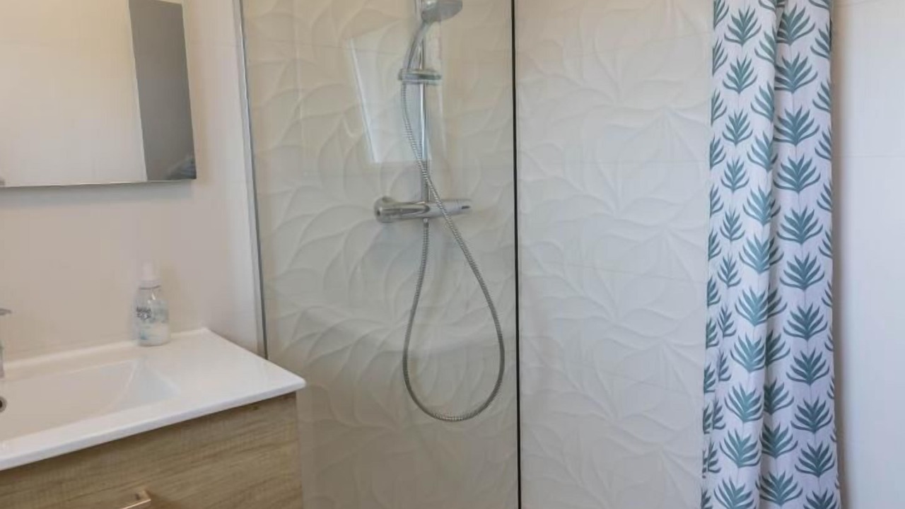 Photo of Bathroom in Ponlat-Taillebourg