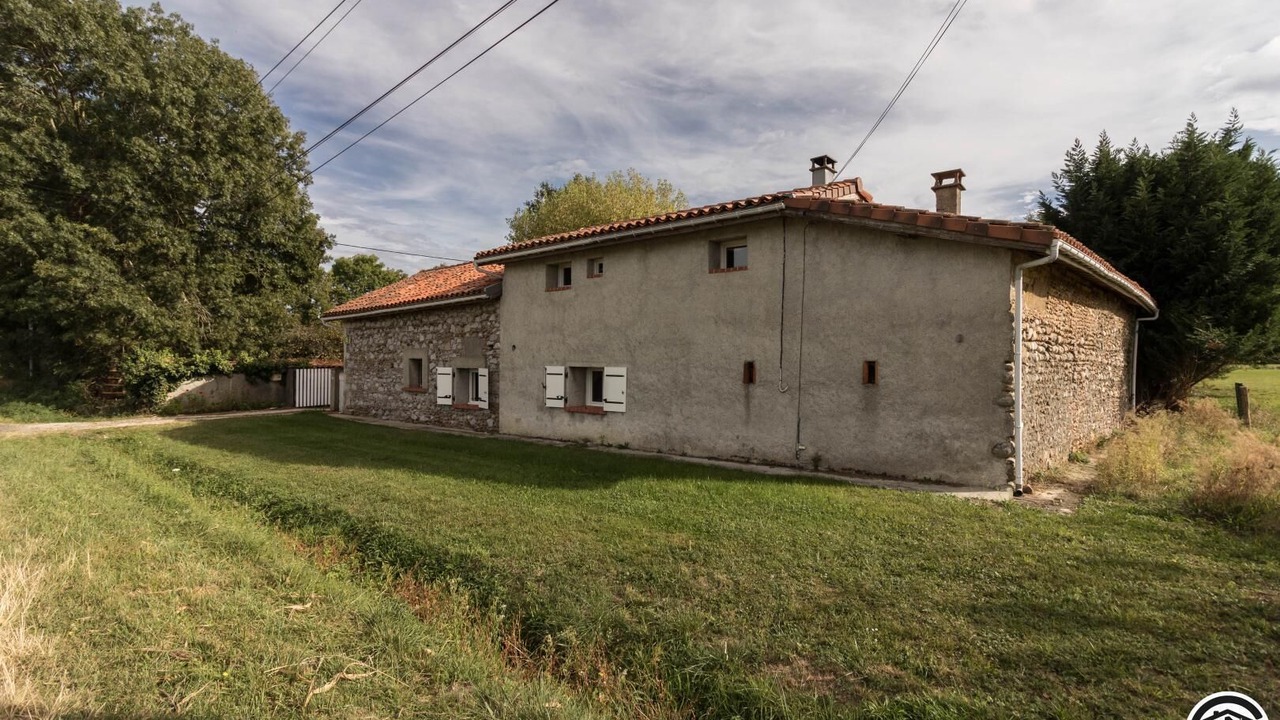 Photo of Outdoor in Ponlat-Taillebourg