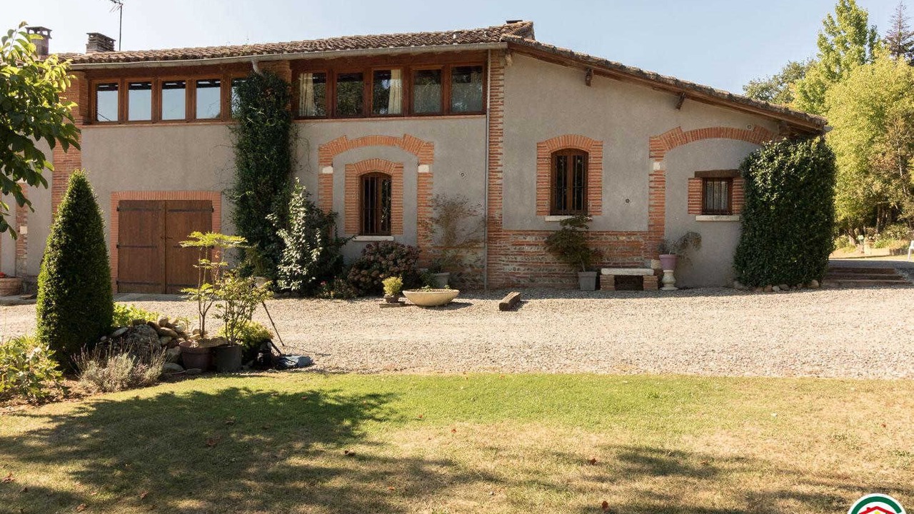 Photo of Outdoor in Lherm