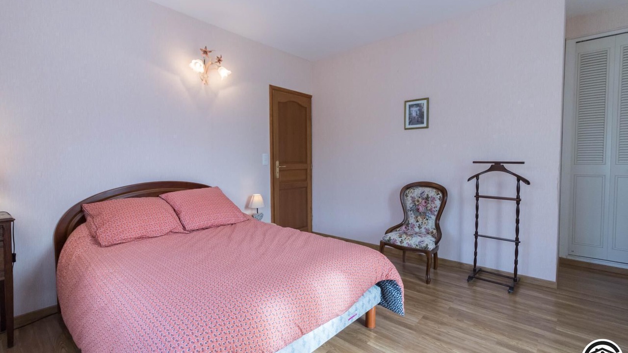 Photo of Bedroom in Chein-Dessus