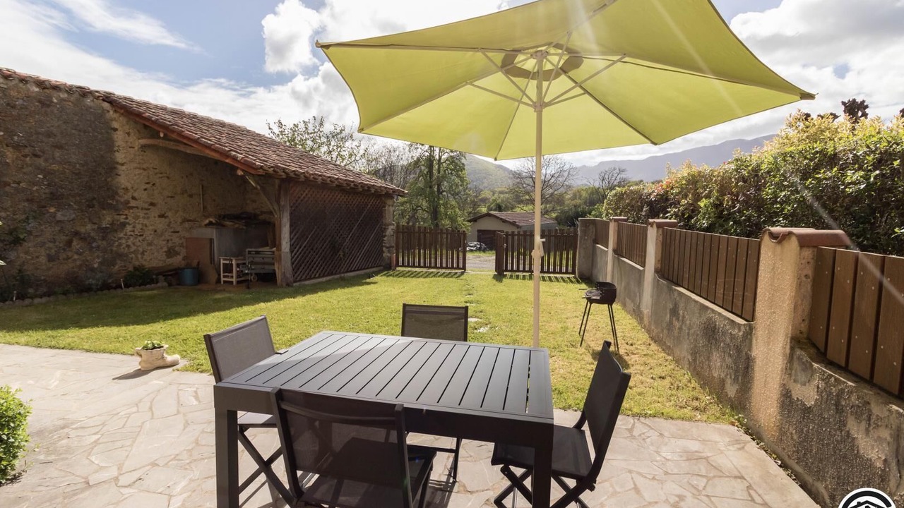 Photo of Outdoor in Chein-Dessus