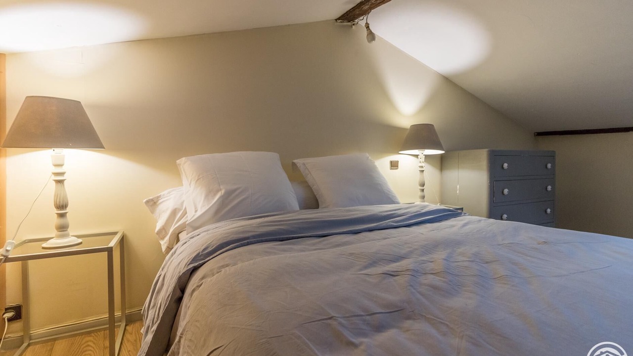 Photo of Bedroom in Carmes