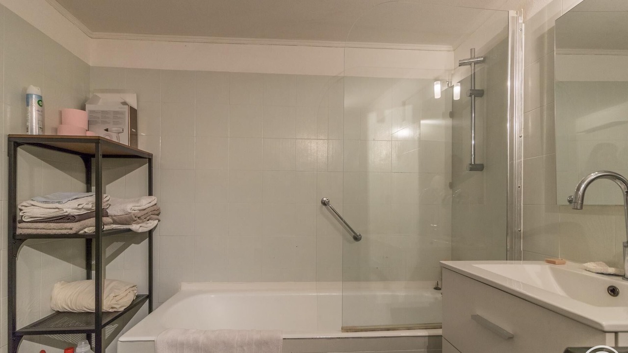 Photo of Bathroom in Carmes
