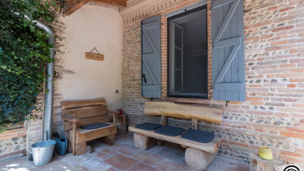 Photo of Patio Balcony in Levignac
