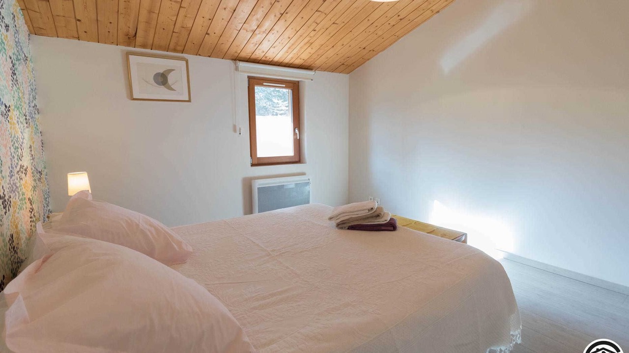 Photo of Bedroom in Saint-Leon