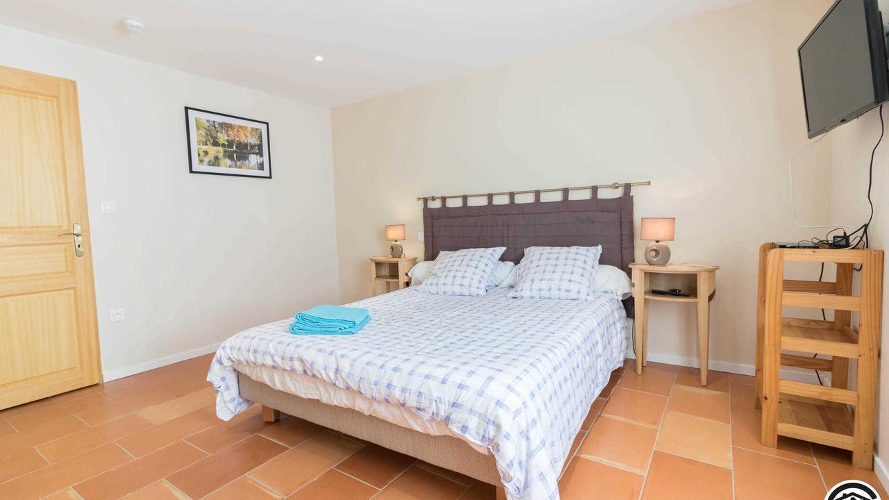 Photo of Bedroom in Saint-Leon