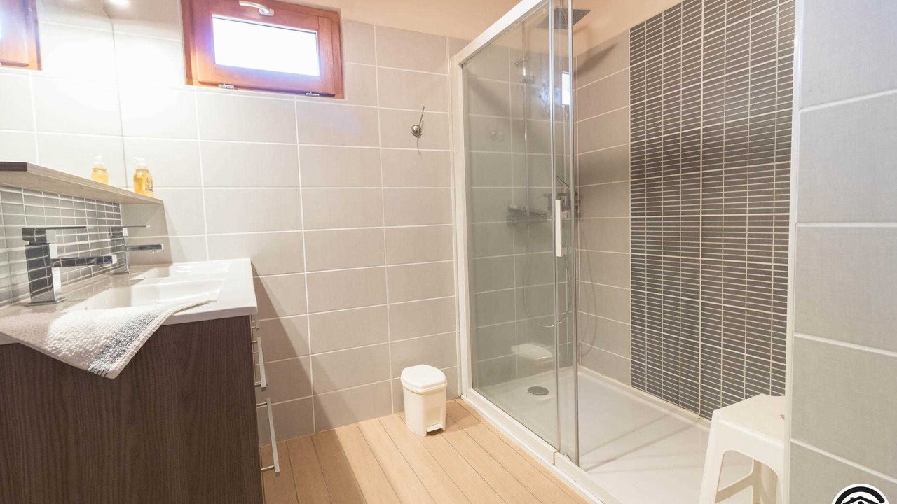 Photo of Bathroom in Saint-Leon