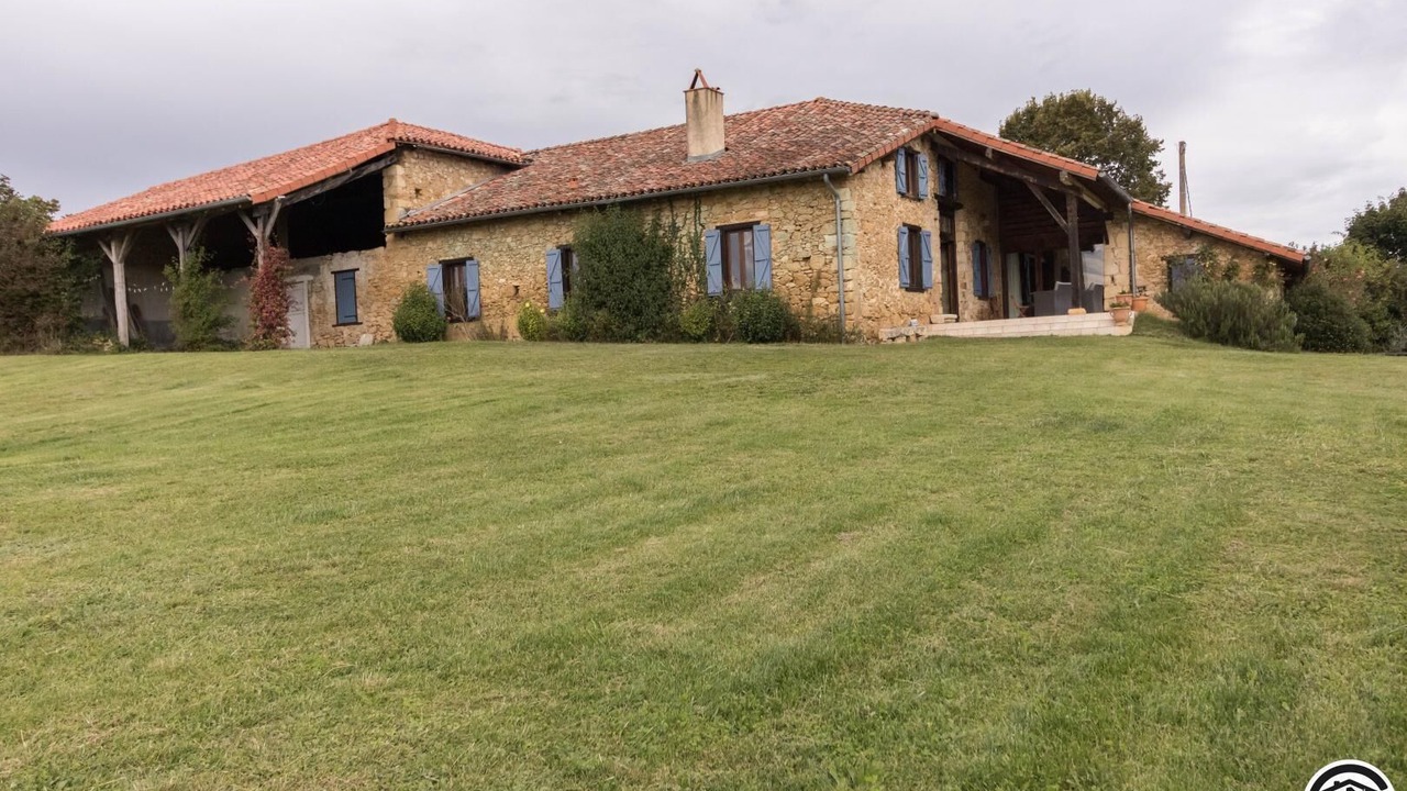 Photo of Outdoor in Boussan