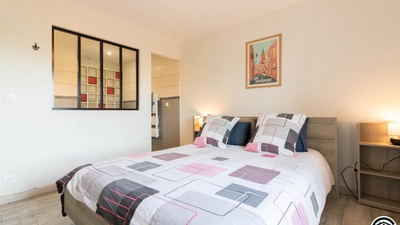 Photo of Bedroom in Merville