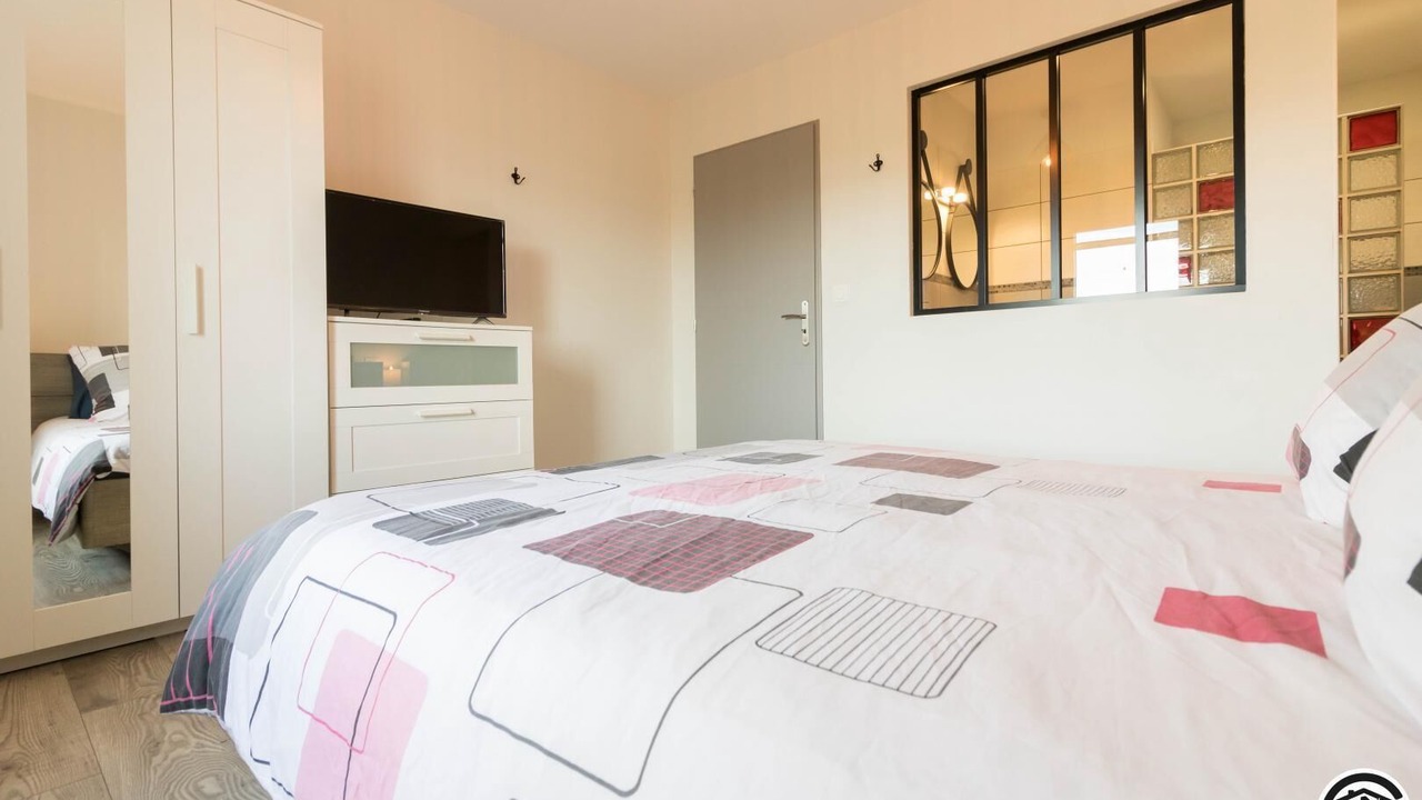 Photo of Bedroom in Merville