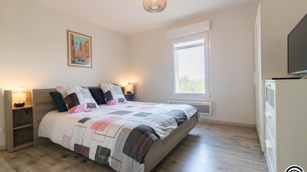 Photo of Bedroom in Merville