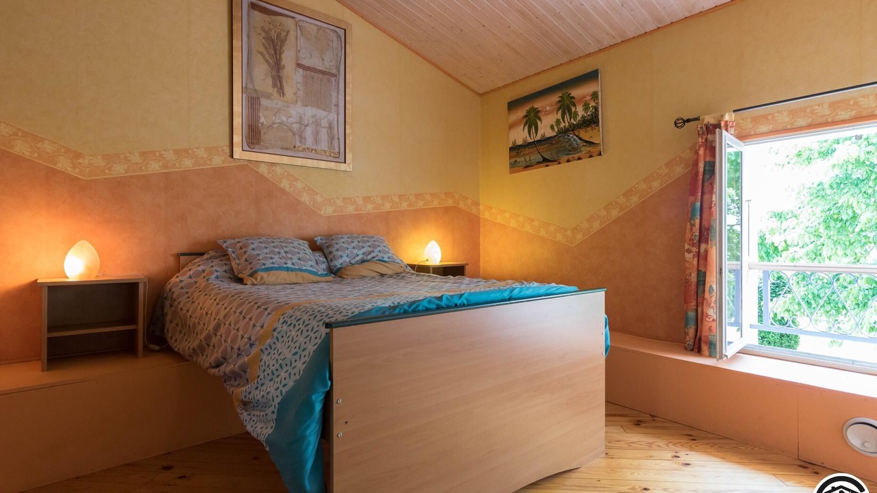 Photo of Bedroom in La Salvetat-Lauragais