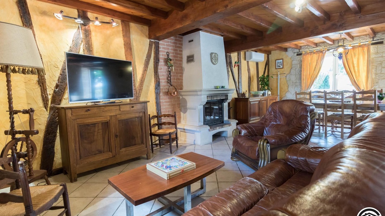 Photo of Livingroom in La Salvetat-Lauragais