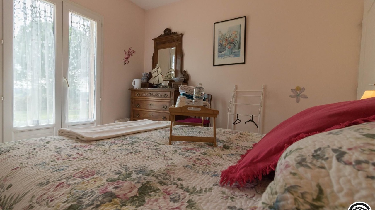 Photo of Bedroom in Calmont