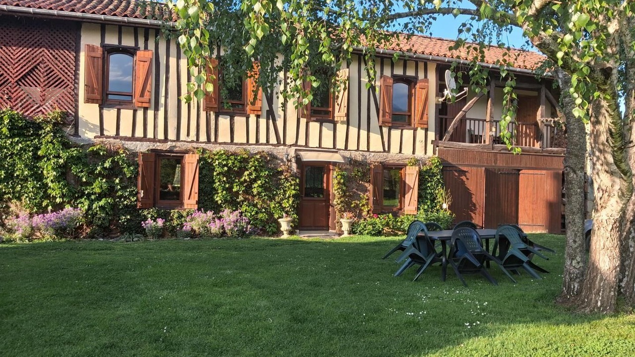 Photo of Outdoor in Izaut-de-l'Hotel