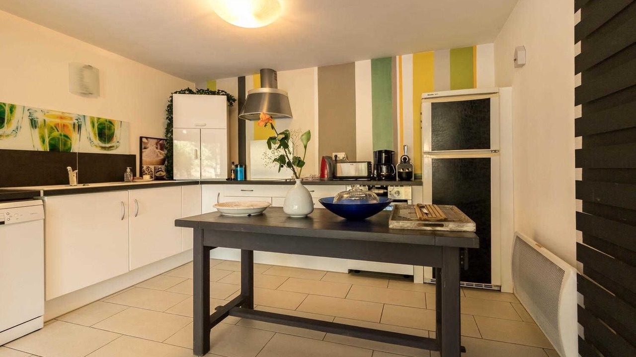 Photo of Kitchen in Montrabe