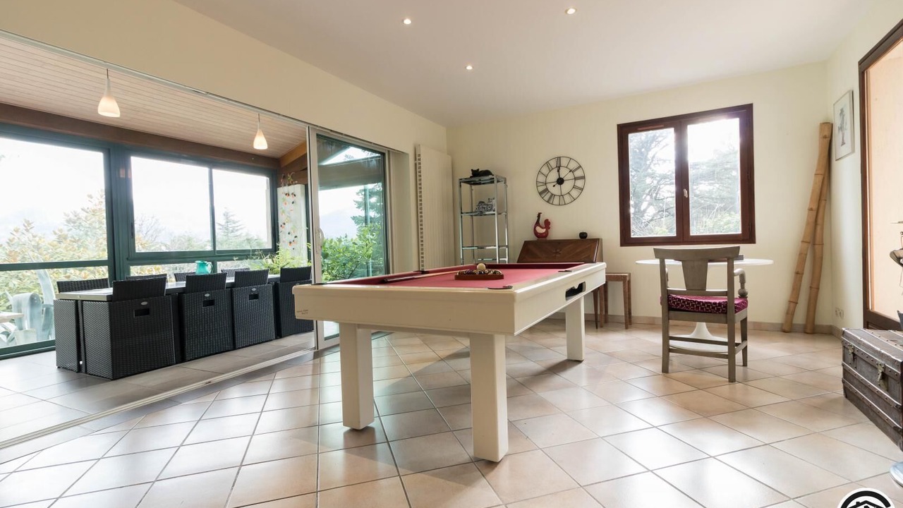 Photo of Bedroom in Revel