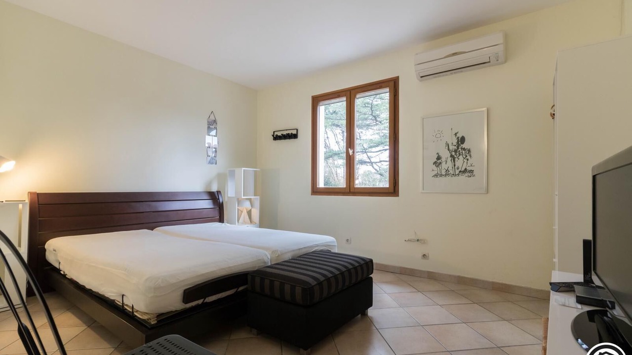 Photo of Bedroom in Revel