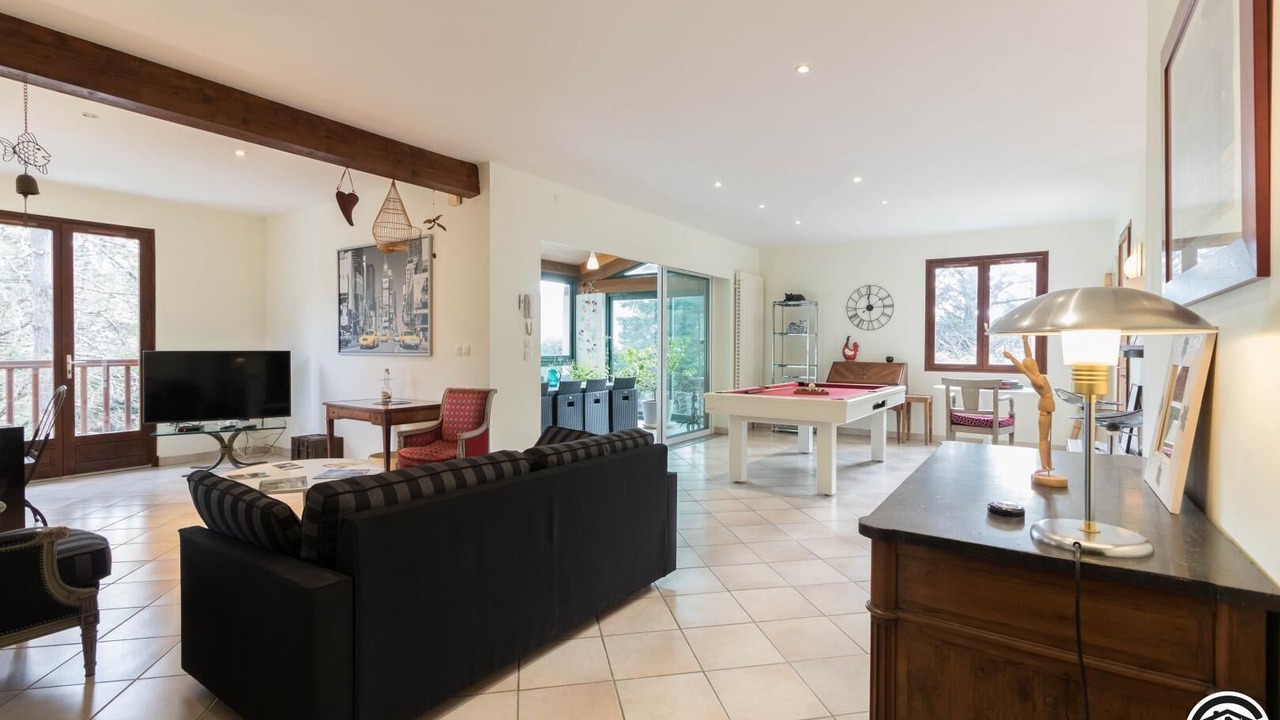 Photo of Livingroom in Revel