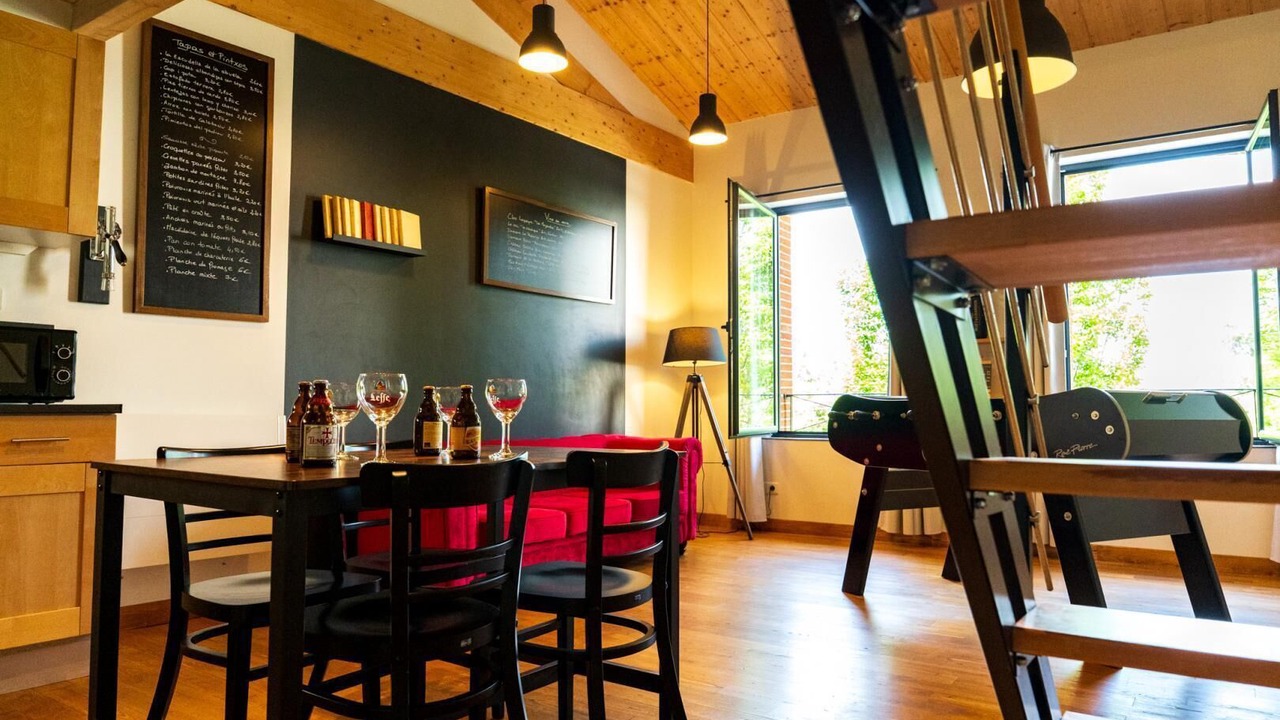 Photo of Others in Renneville