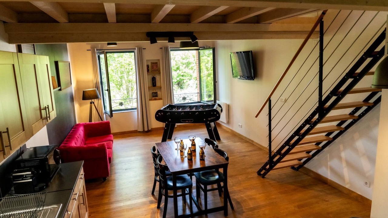 Photo of Others in Renneville