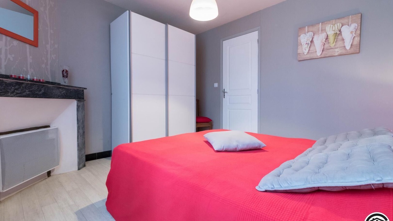 Photo of Bedroom in Lherm