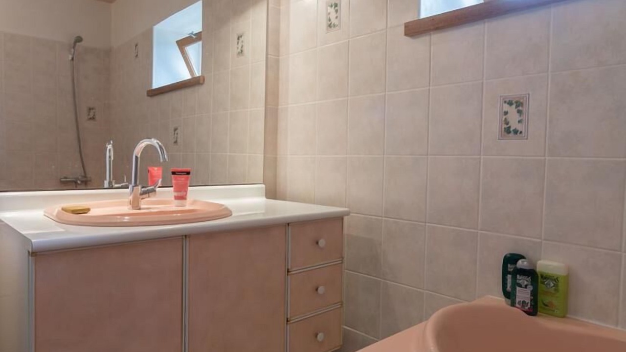 Photo of Bathroom in Arguenos