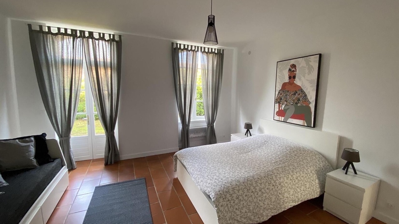 Photo of Bedroom in Tarabel