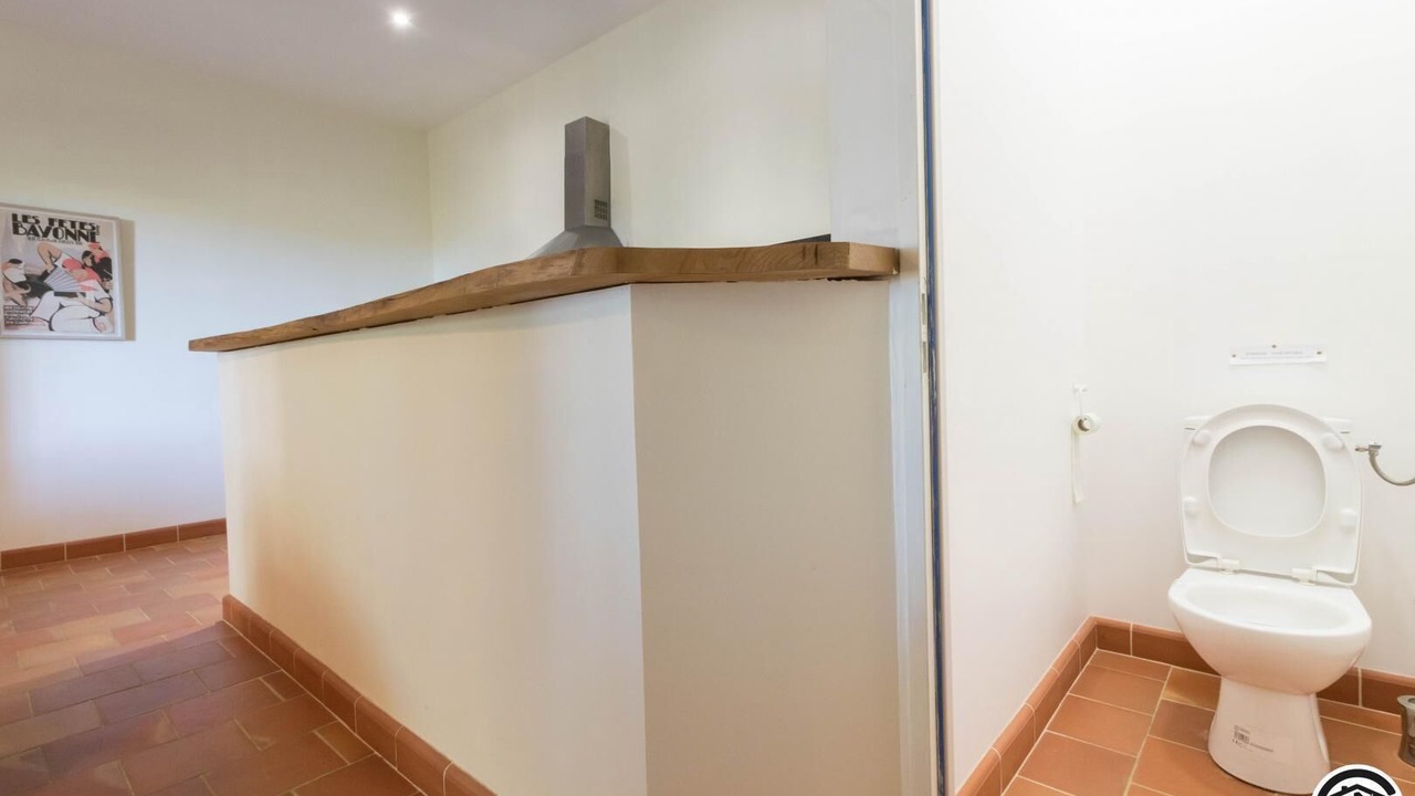 Photo of Bathroom in Dremil-Lafage