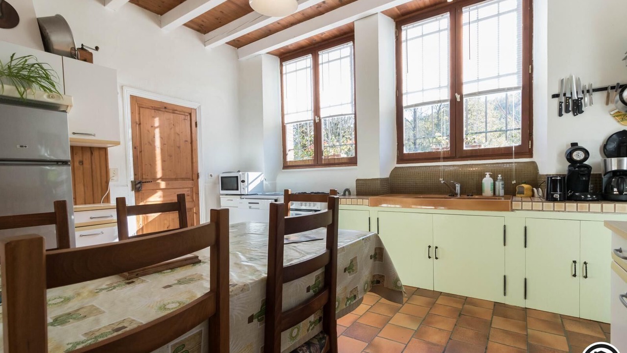Photo of Kitchen in Montbrun-Bocage