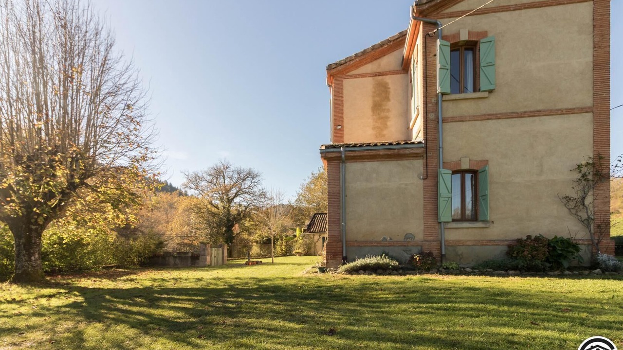 Photo of Outdoor in Montbrun-Bocage