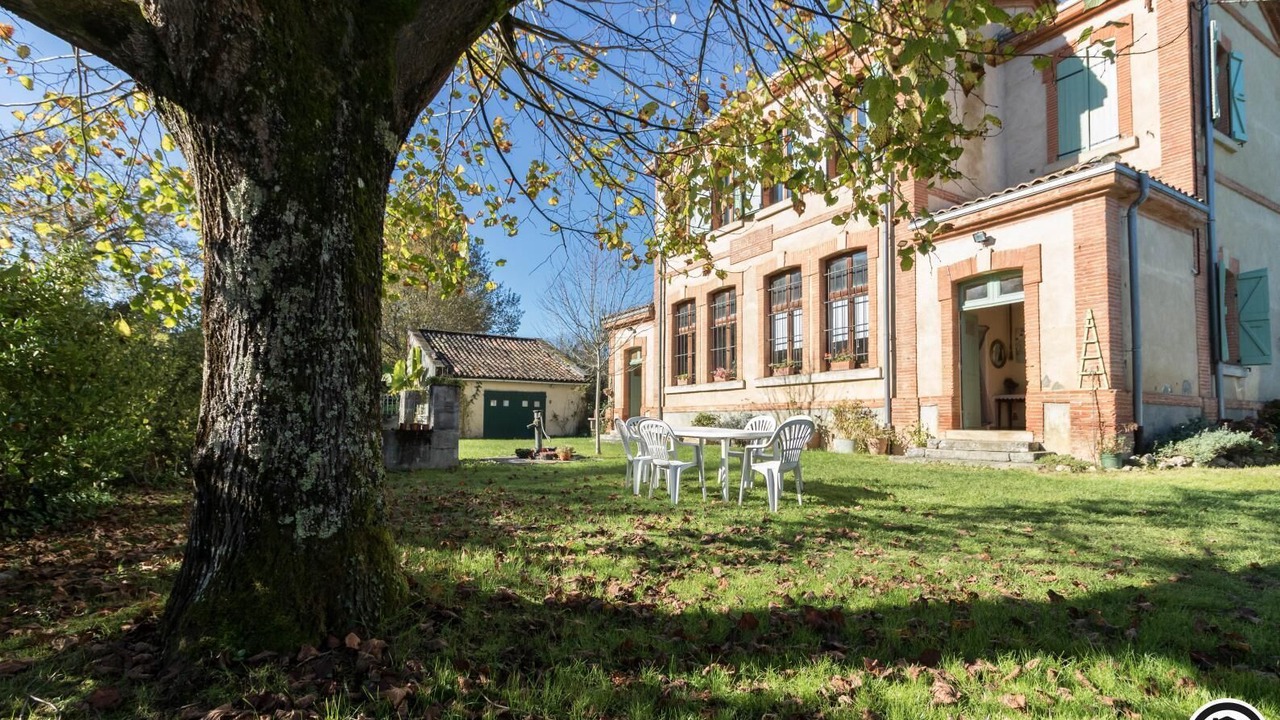 Photo of Outdoor in Montbrun-Bocage