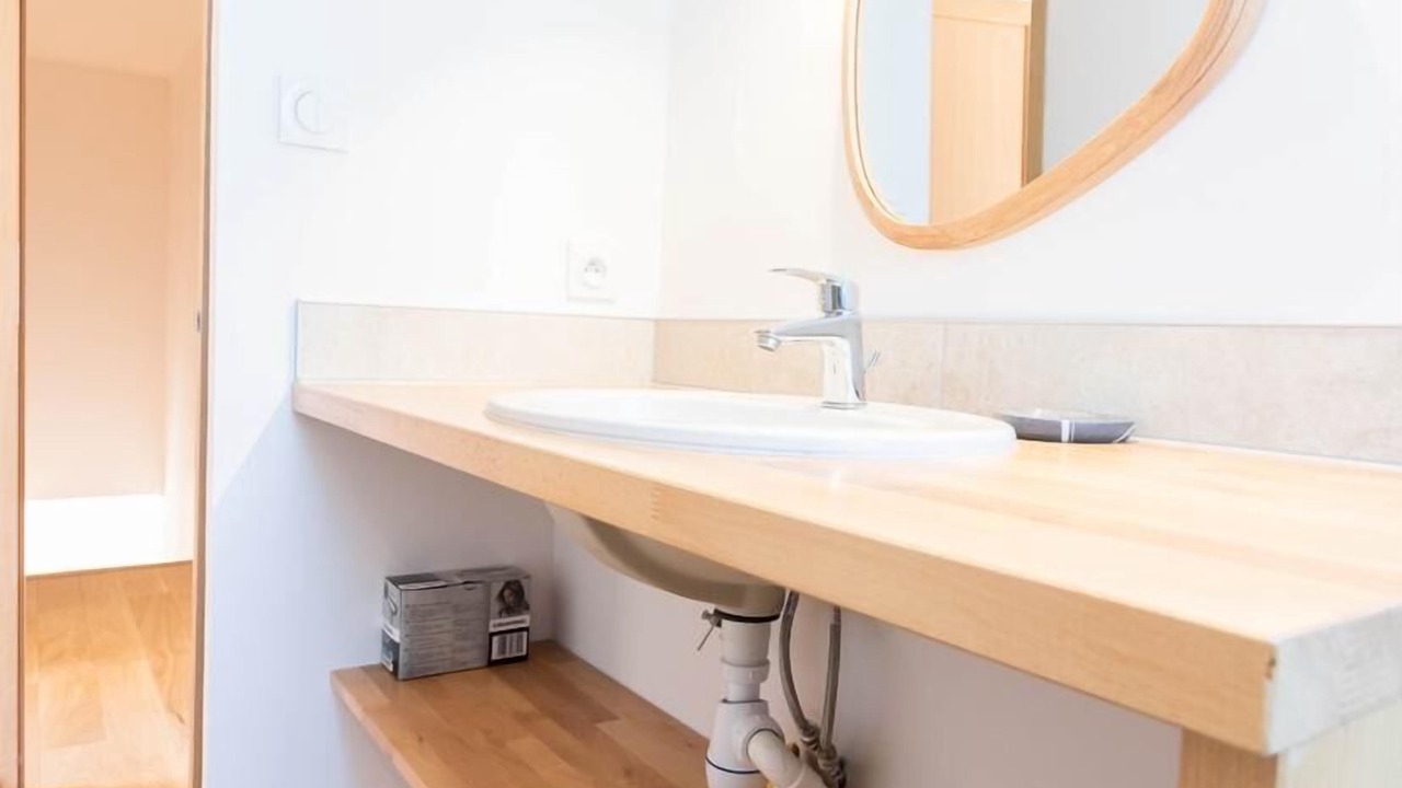 Photo of Bathroom in Pins-Justaret