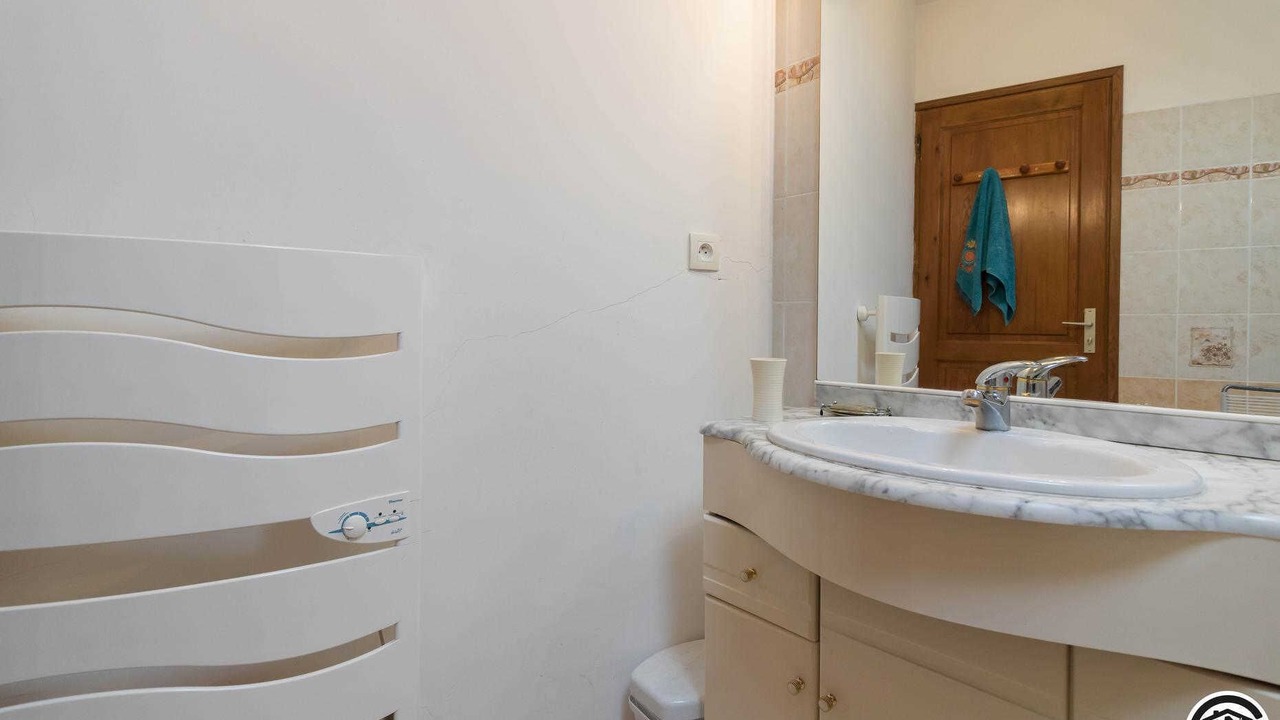 Photo of Bathroom in Montbrun-Bocage