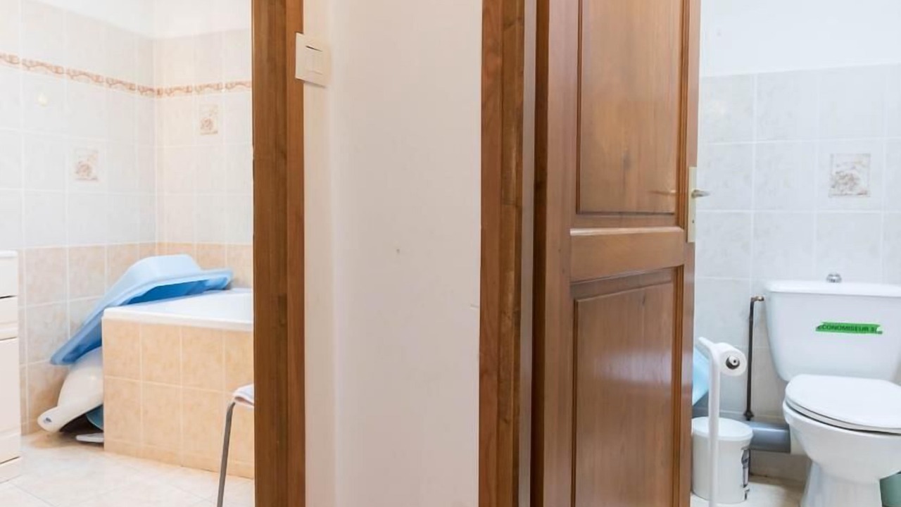 Photo of Bathroom in Montbrun-Bocage