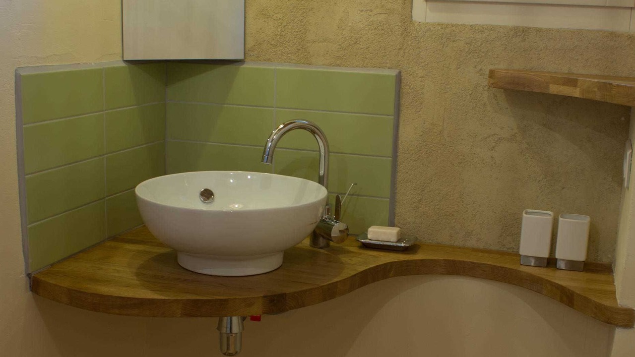 Photo of Bathroom in Forgues