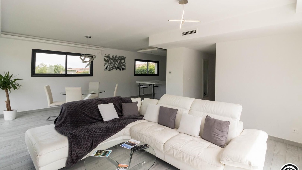 Photo of Livingroom in Merville