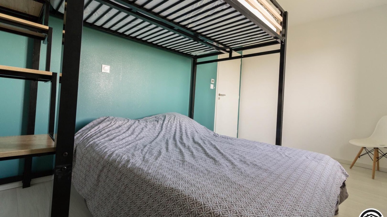 Photo of Bedroom in Merville
