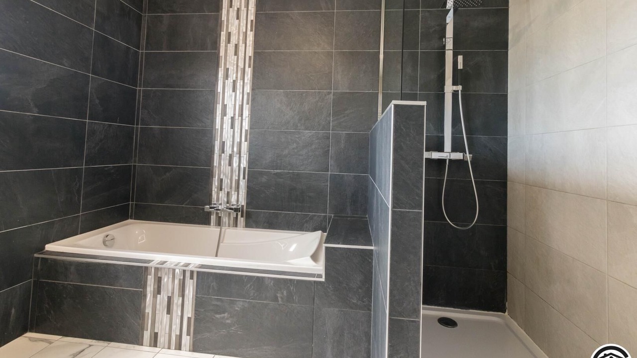 Photo of Bathroom in Merville