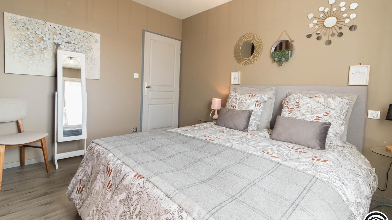 Photo of Bedroom in Lestelle-de-Saint-Martory