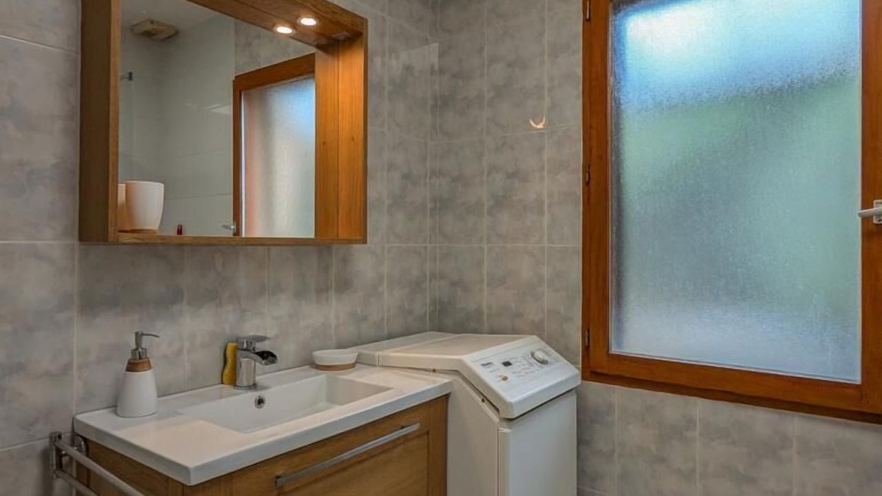Photo of Bathroom in Villeneuve-de-Riviere
