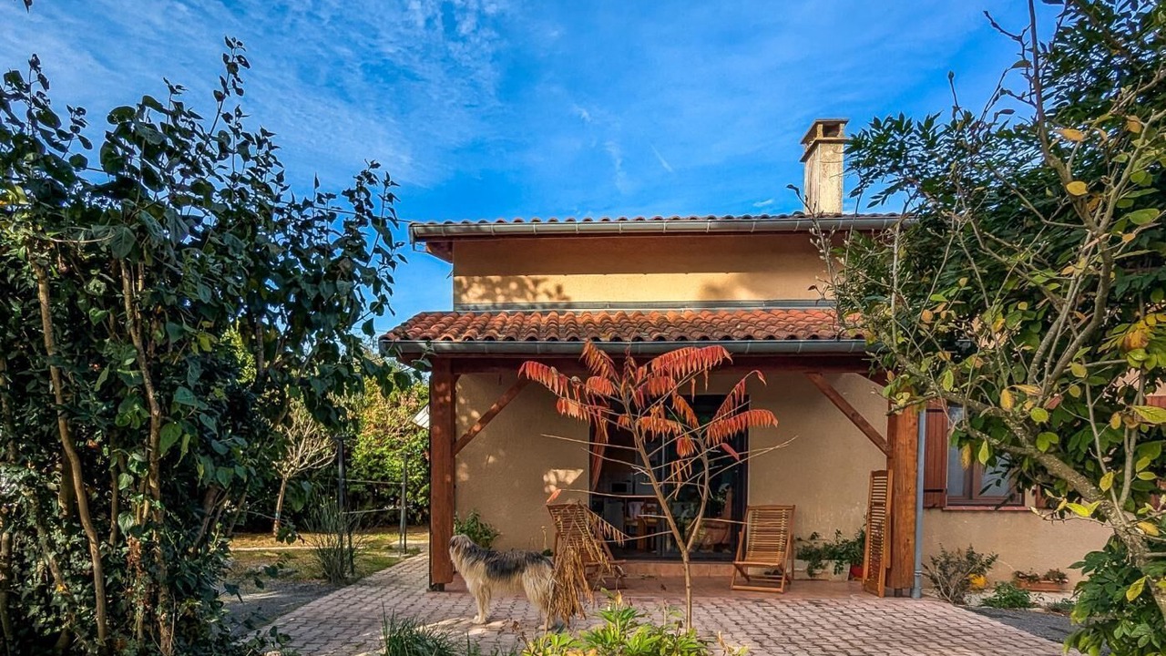 Photo of Outdoor in Villeneuve-de-Riviere