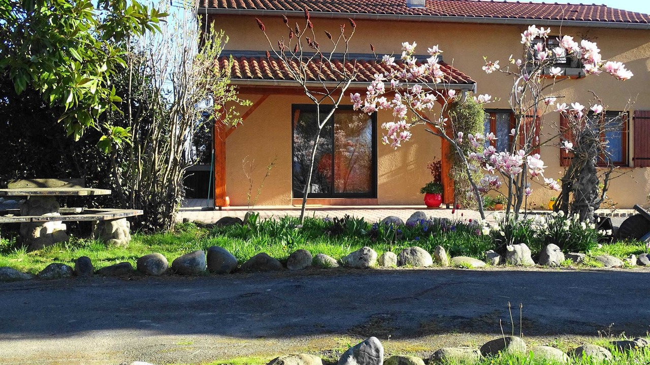 Photo of Outdoor in Villeneuve-de-Riviere