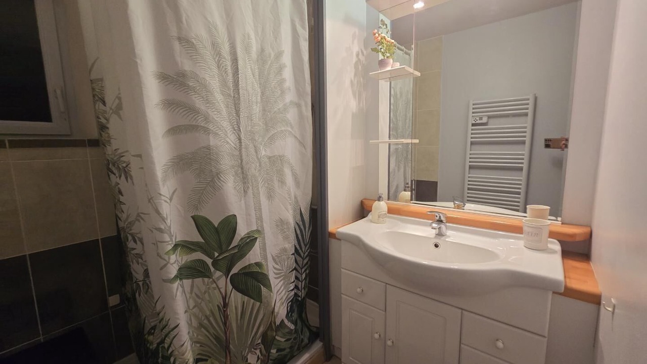 Photo of Bathroom in Saint-Felix-Lauragais