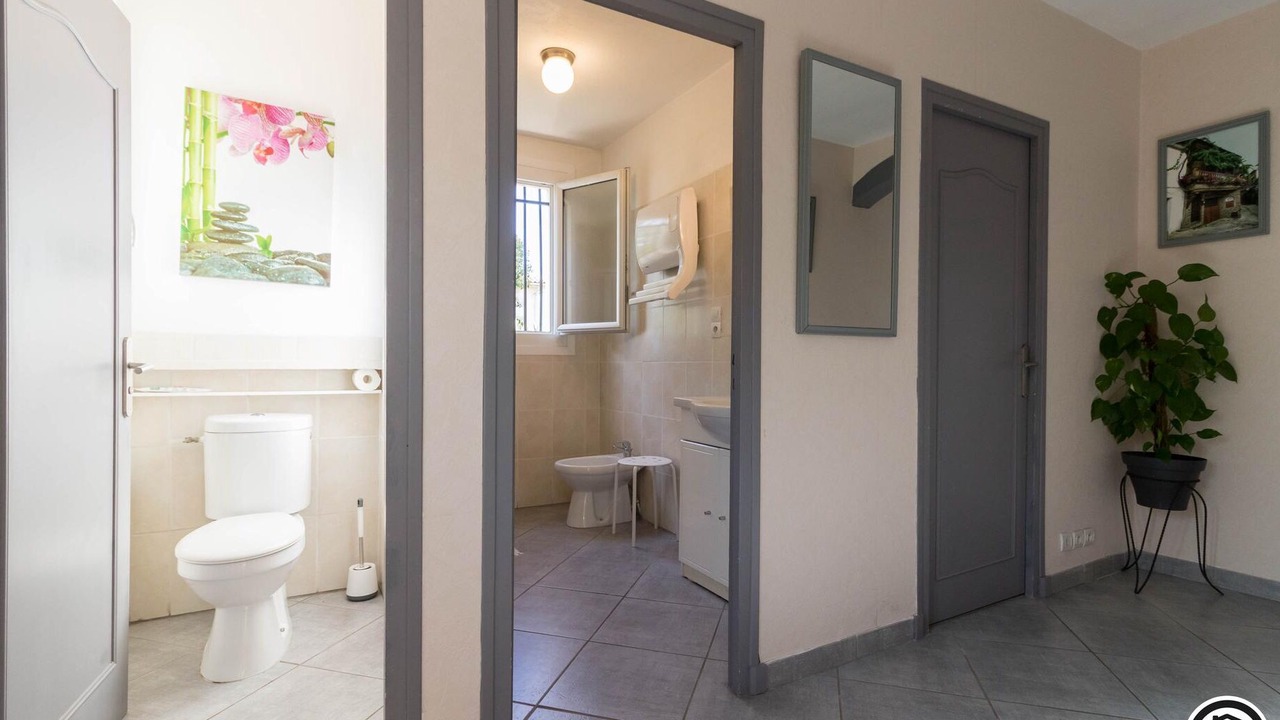 Photo of Bathroom in Muret