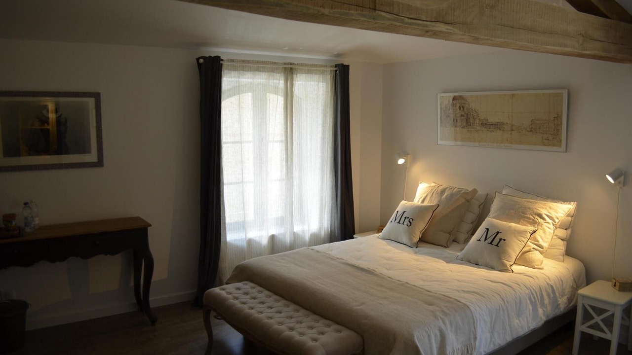 Photo of Bedroom in Saint-Elix-le-Chateau