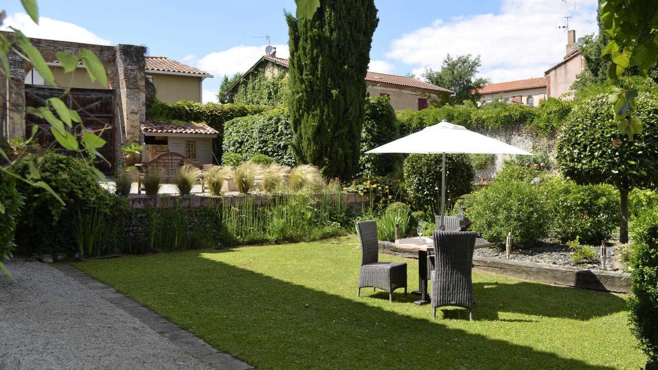 Photo of Outdoor in Saint-Elix-le-Chateau