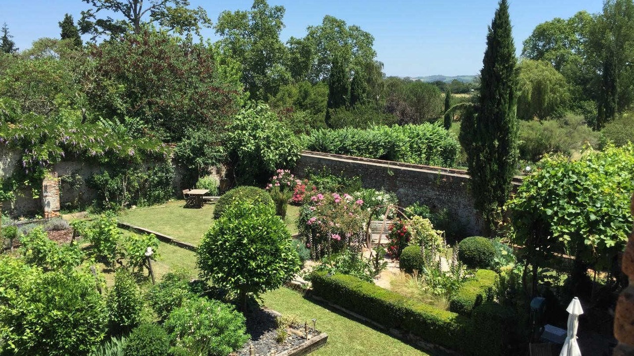 Photo of Outdoor in Saint-Elix-le-Chateau