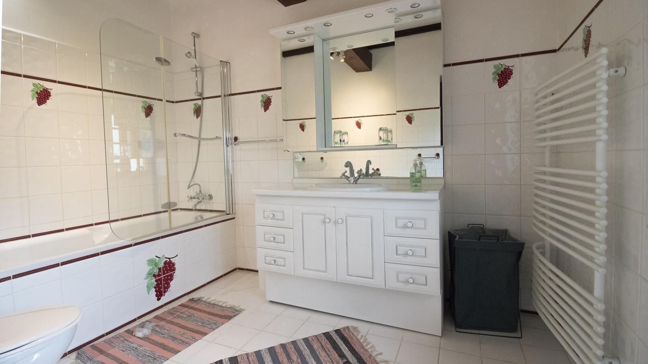 Photo of Bathroom in Salerm
